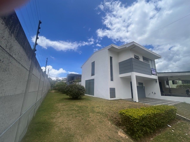 Fotografía 5 de Casa en Condominio