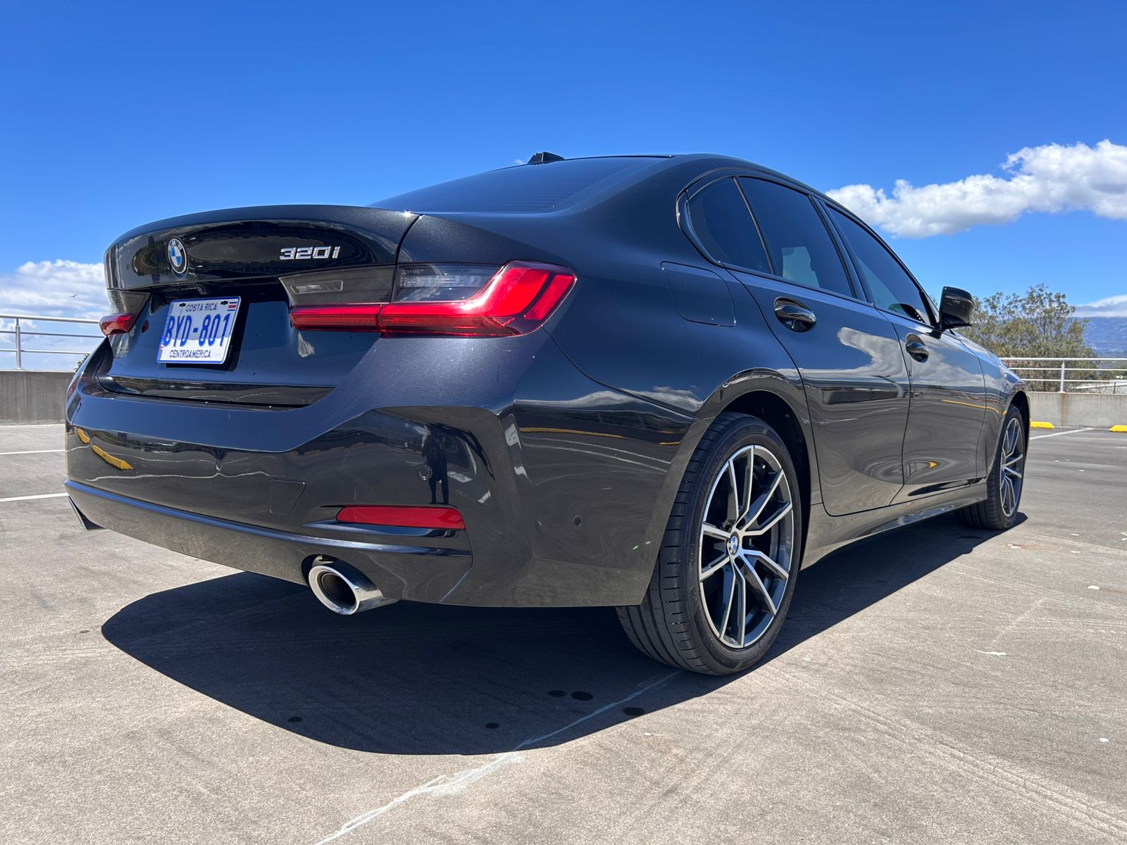 Fotografía 2 de BMW 320